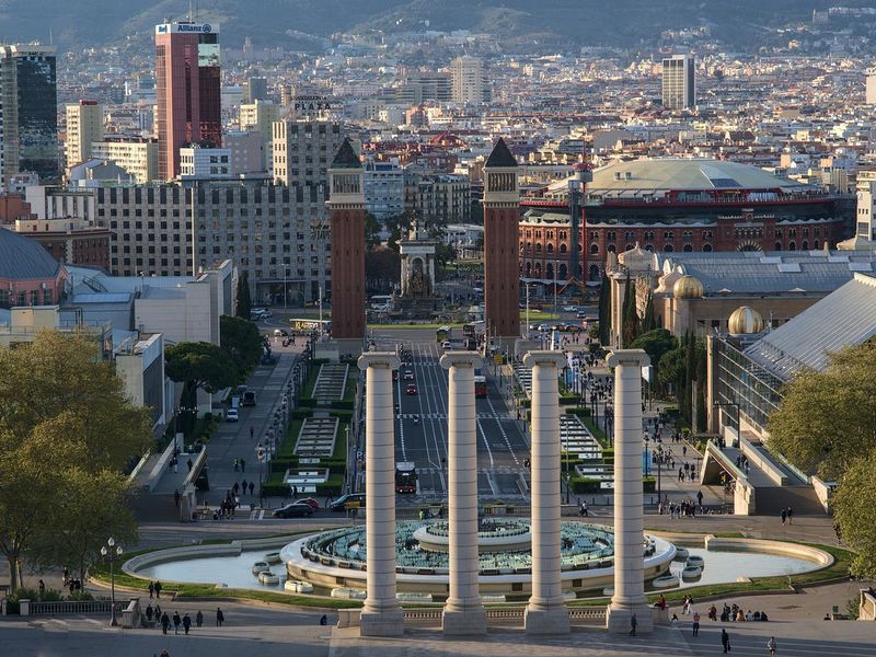Barcelona — Gaixample & Beach