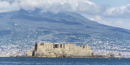 Castel dell’Ovo
