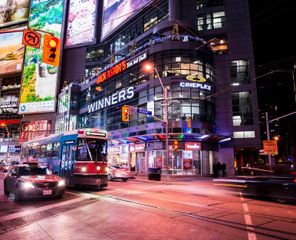 Dundas Square