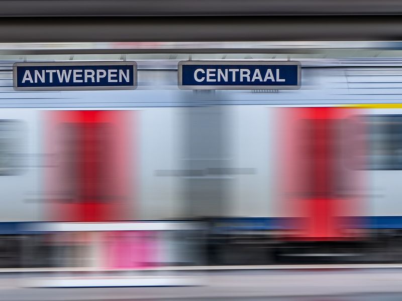Antwerpen — Mode, Diamanten und queere Szene