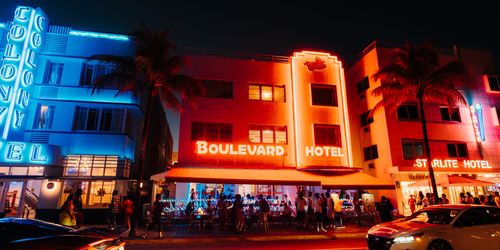 Ocean Drive & Art Deco District