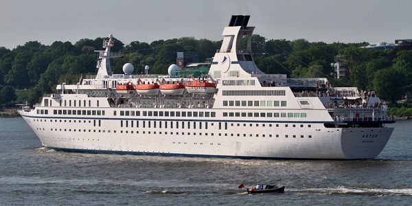 Erste Gay-Cruise: Buchungs-Checkliste, Kosten & Tipps