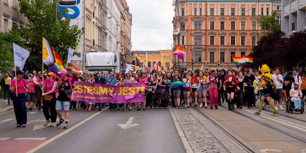 Pride-Kalender Europa: Die großen CSDs für den Städtetrip