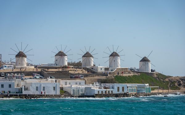 Mykonos vs. Sitges: Which Destination Suits You?