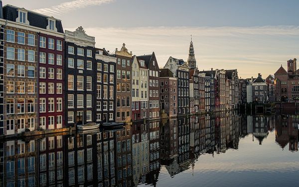 Ámsterdam gay: ambiente, canales y Orgullo