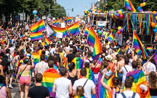 El primer Orgullo de Alemania (1979): de una marcha nerviosa a una tradición nacional