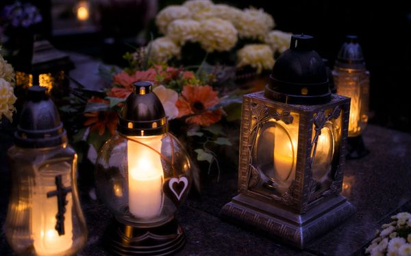 Trans Day of Remembrance: Woher der Gedenktag kommt und wie du teilnehmen kannst