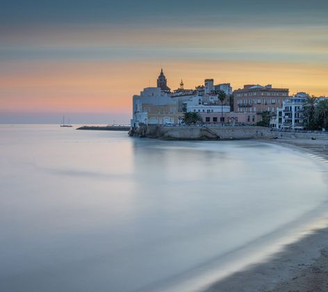 Sitges — Beach, sun and queer tradition