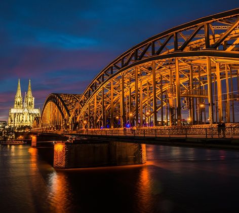 Cologne — Rhine metropolis with heart
