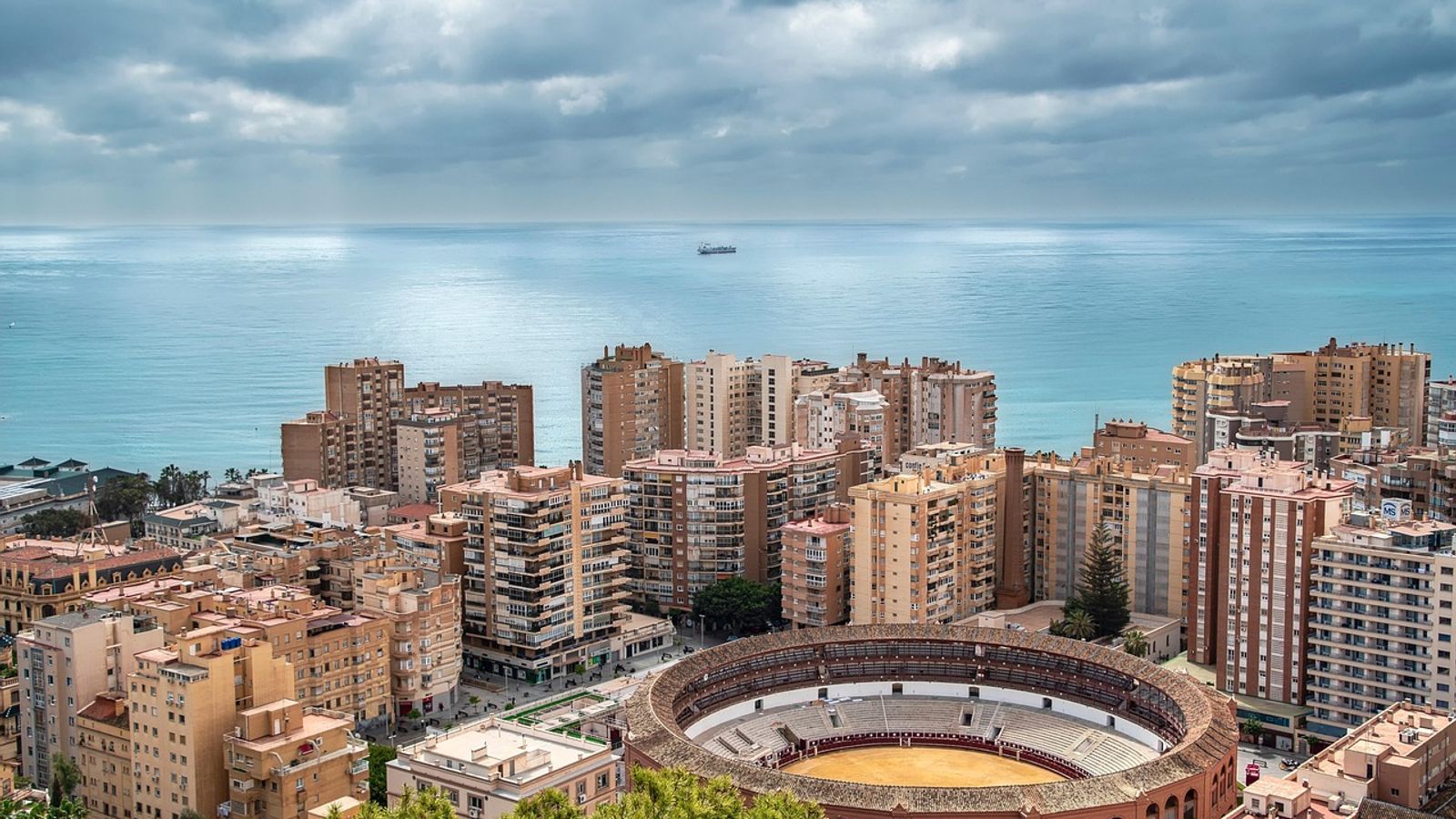 Málaga — Art and Coast on the Costa del Sol